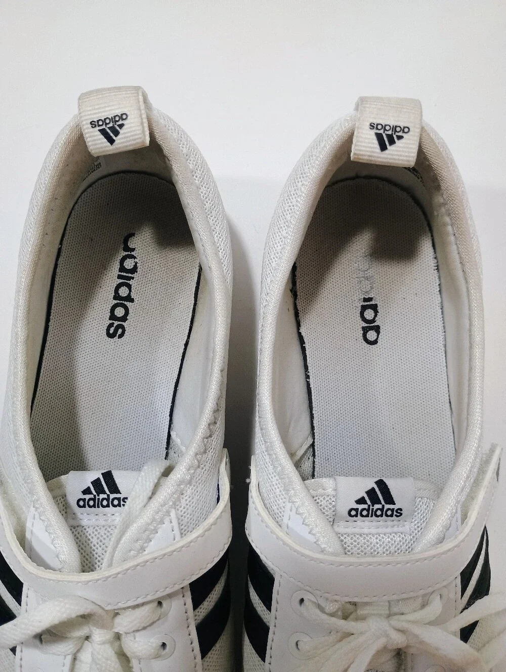 Adidas Diona 2.0 Sneakers Athletic Tennis Shoes White Black Women's Sz 9